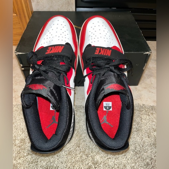 Nike Air Jordan Legacy 312 Low Chicago White Red Black CD7069-106 Shoes NEW 🔥🔥 - Picture 2 of 8